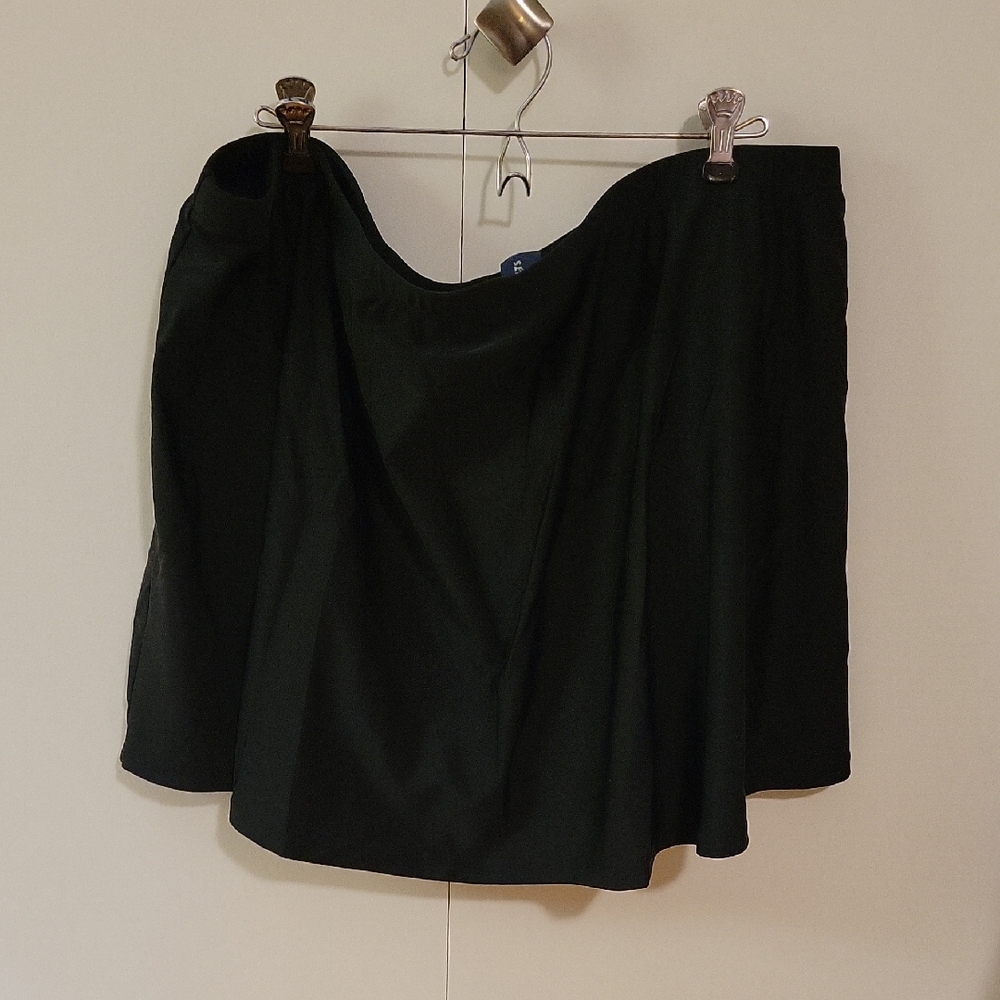 Black Women's Swim Skirt Size 26